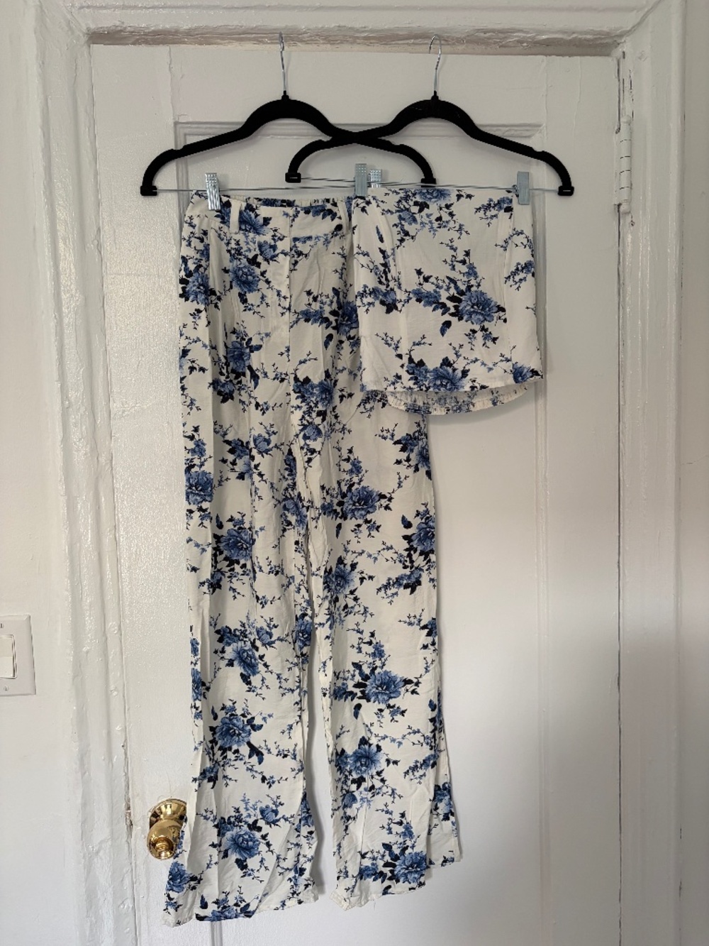 Floral two-piece set with strapless top and flowy pants